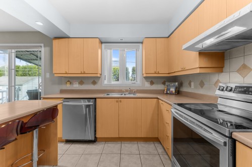 Kitchen - 692 Rue Forand, Repentigny (Le Gardeur), QC - Indoor Photo Showing Kitchen With Double Sink