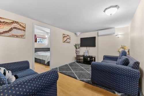 Family Room - 692 Rue Forand, Repentigny (Le Gardeur), QC - Indoor