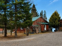 104 Ch. du Lac-Ludger  Lantier, QC J0T 1V0