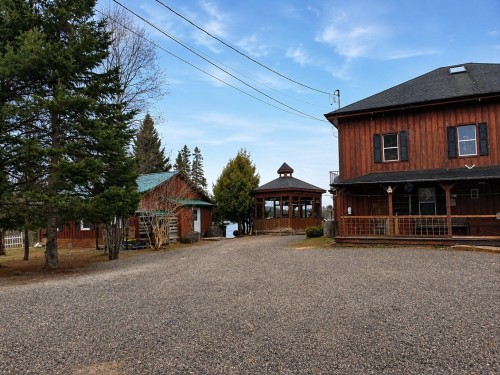 Extérieur - 104 Ch. Du Lac-Ludger, Lantier, QC - Outdoor With Deck Patio Veranda