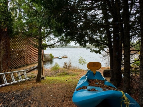 Bord de l'eau - 104 Ch. Du Lac-Ludger, Lantier, QC - Outdoor
