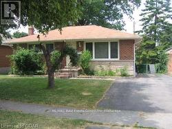 BSMT - 71 CEDAR STREET Guelph (Dovercliffe Park/Old University), ON N1G 1C4