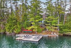 1069 RIDGE ROAD Muskoka Lakes (Wood (Muskoka Lakes)), ON P0C 1M0
