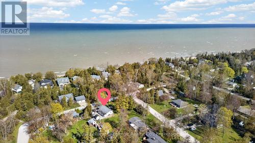 404 BROWNS LANE  Huron-Kinloss, ON N2Z 2X3