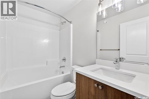 2 830 Brighton Boulevard, Saskatoon, SK - Indoor Photo Showing Bathroom