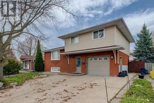 207 CHRISTOPHER DRIVE  Cambridge, ON N1R 4S6