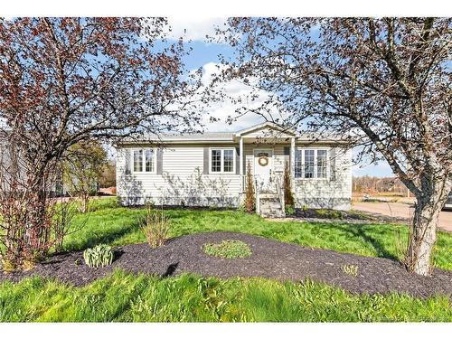 205 Thomas St, Dieppe, NB 