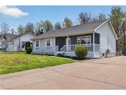 120 Doreen Dieppe, NB E1A 6Y7