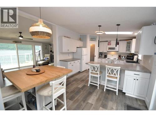 5604 Highway 3A Highway, Nelson, BC 