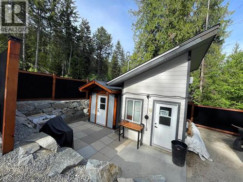 5604 Highway 3A Highway, Nelson, BC 