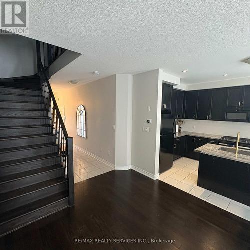 7 Sonoma Valley Crescent, Hamilton, ON - Indoor