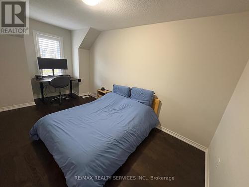 7 Sonoma Valley Crescent, Hamilton, ON - Indoor Photo Showing Bedroom
