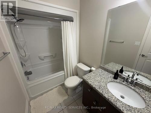 7 Sonoma Valley Crescent, Hamilton, ON - Indoor Photo Showing Bathroom