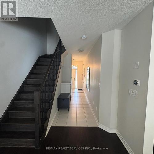7 Sonoma Valley Crescent, Hamilton, ON - Indoor Photo Showing Other Room
