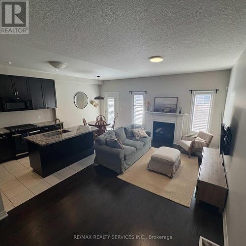 7 Sonoma Valley Crescent, Hamilton, ON - Indoor With Fireplace