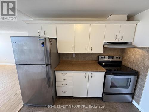 706 - 76 Baseline Road W, London South (South E), ON - Indoor Photo Showing Kitchen