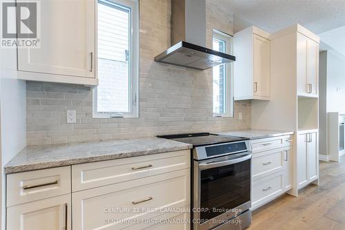Lot 105 Darwin Crescent, London South (South V), ON - Indoor Photo Showing Kitchen With Upgraded Kitchen