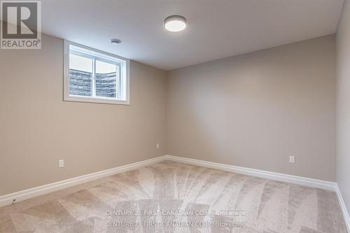 Lot 105 Darwin Crescent, London South (South V), ON - Indoor Photo Showing Other Room
