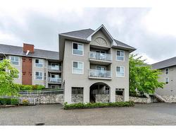 203 19835 64 AVENUE  Langley, BC V2Y 1L8