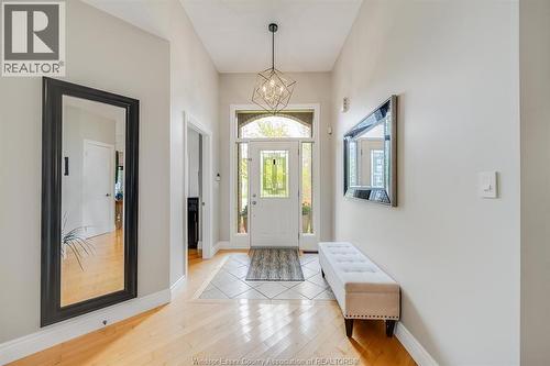 7840 Stella Crescent, Windsor, ON - Indoor Photo Showing Other Room