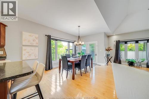 7840 Stella Crescent, Windsor, ON - Indoor Photo Showing Dining Room