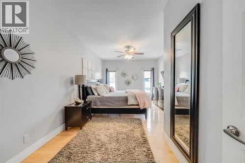 7840 Stella Crescent, Windsor, ON - Indoor Photo Showing Bedroom