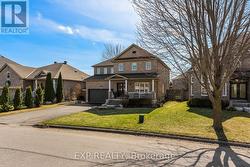 14 WHITESTONE DRIVE  Georgina, ON L4P 0A3
