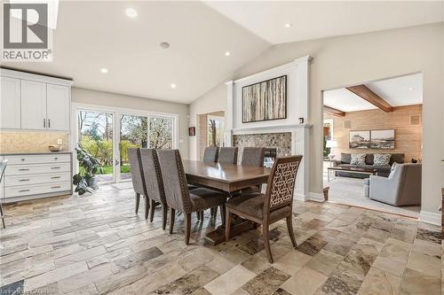 707 Eagle Drive, Burlington, ON - Indoor Photo Showing Dining Room