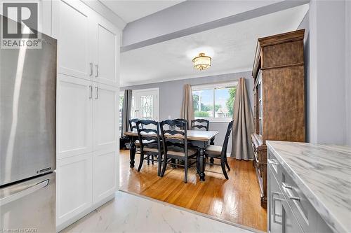 24 Oxford Street, Brantford, ON - Indoor Photo Showing Dining Room