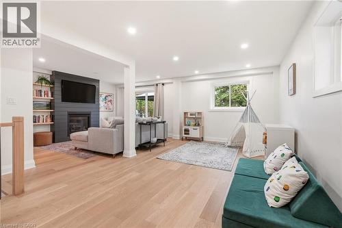 3452 Caplan Crescent, Burlington, ON - Indoor Photo Showing Other Room With Fireplace