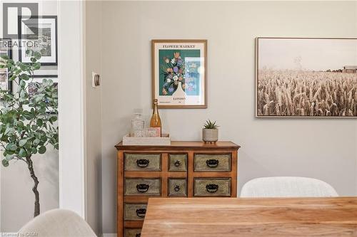 3452 Caplan Crescent, Burlington, ON - Indoor