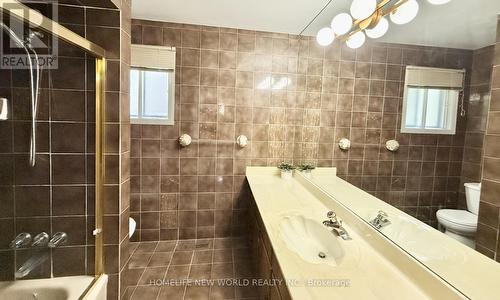 93 Willowbrook Road, Markham, ON - Indoor Photo Showing Bathroom