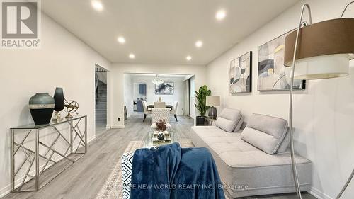 93 Willowbrook Road, Markham, ON - Indoor