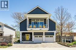 18 Centre STREET  Grand Bend, ON N0M 1T0