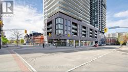2001 - 2075 LAKESHORE ROAD Burlington, ON L7R 0H3