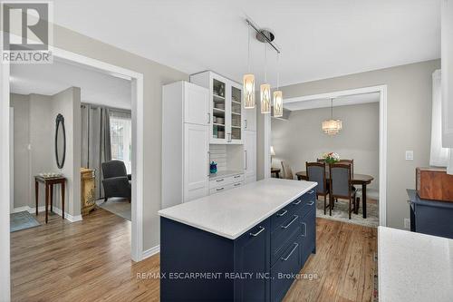 4 Camelot Drive, Hamilton, ON - Indoor