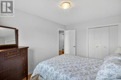 4 Camelot Drive, Hamilton, ON - Indoor Photo Showing Bedroom