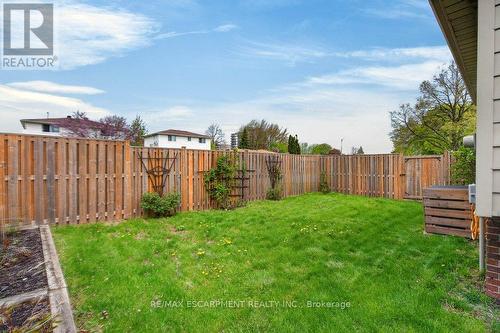 4 Camelot Drive, Hamilton, ON - Outdoor