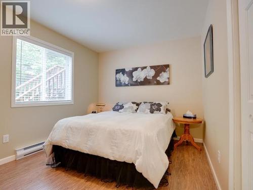 10826 Mariners Way, Powell River, BC - Indoor Photo Showing Bedroom