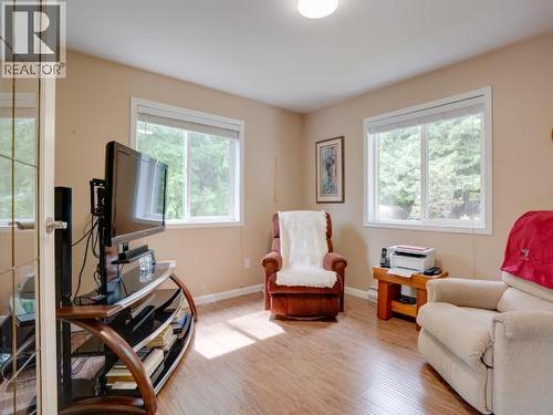 10826 Mariners Way, Powell River, BC - Indoor