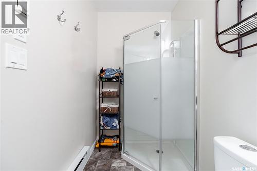 607 Brighton Street, Saskatchewan Beach, SK - Indoor Photo Showing Bathroom