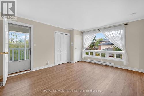 Large living room - 196 Prince Albert Street, Ottawa, ON - Indoor