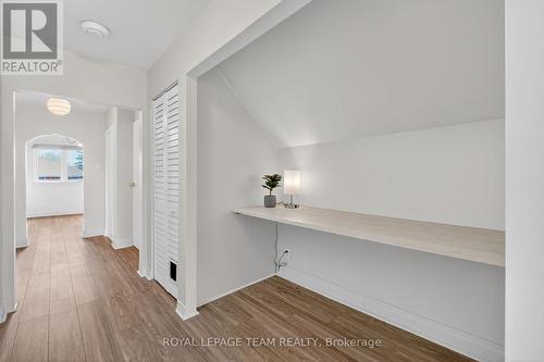 Built-in desk - 196 Prince Albert Street, Ottawa, ON - Indoor Photo Showing Other Room
