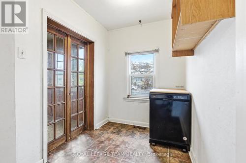 910 Pinecrest Road, Ottawa, ON - Indoor Photo Showing Other Room