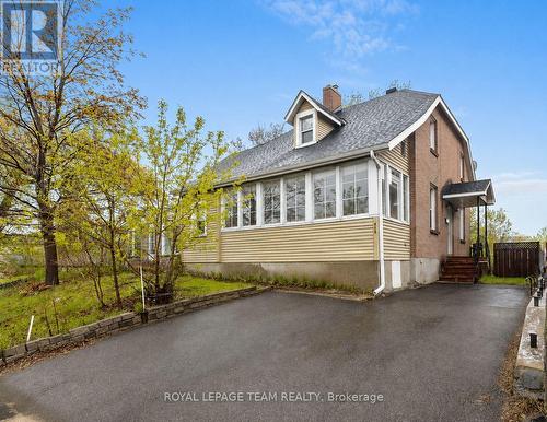 910 Pinecrest Road, Ottawa, ON 
