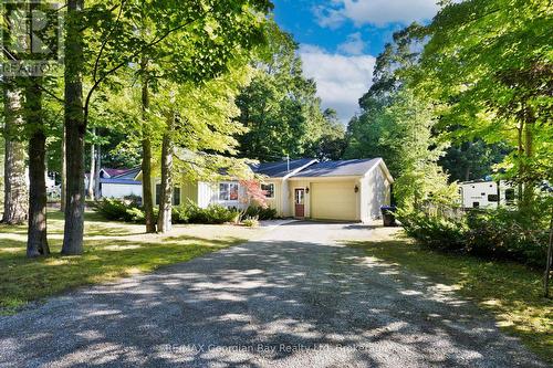 133 TIMCOURT DRIVE  Tiny, ON L9M 0B9