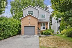 412 ATHOL STREET  Whitby (Downtown Whitby), ON L1N 3Z6
