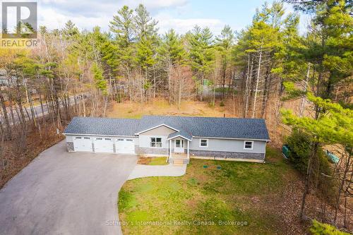 1021 Tower Crescent, Gravenhurst (Morrison), ON - Outdoor With Facade