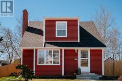 18 Alcock Crescent Gander, NL A1V 2K4