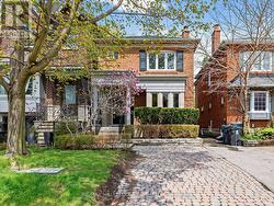 342 BROOKDALE AVENUE Toronto, ON M5M 1P8